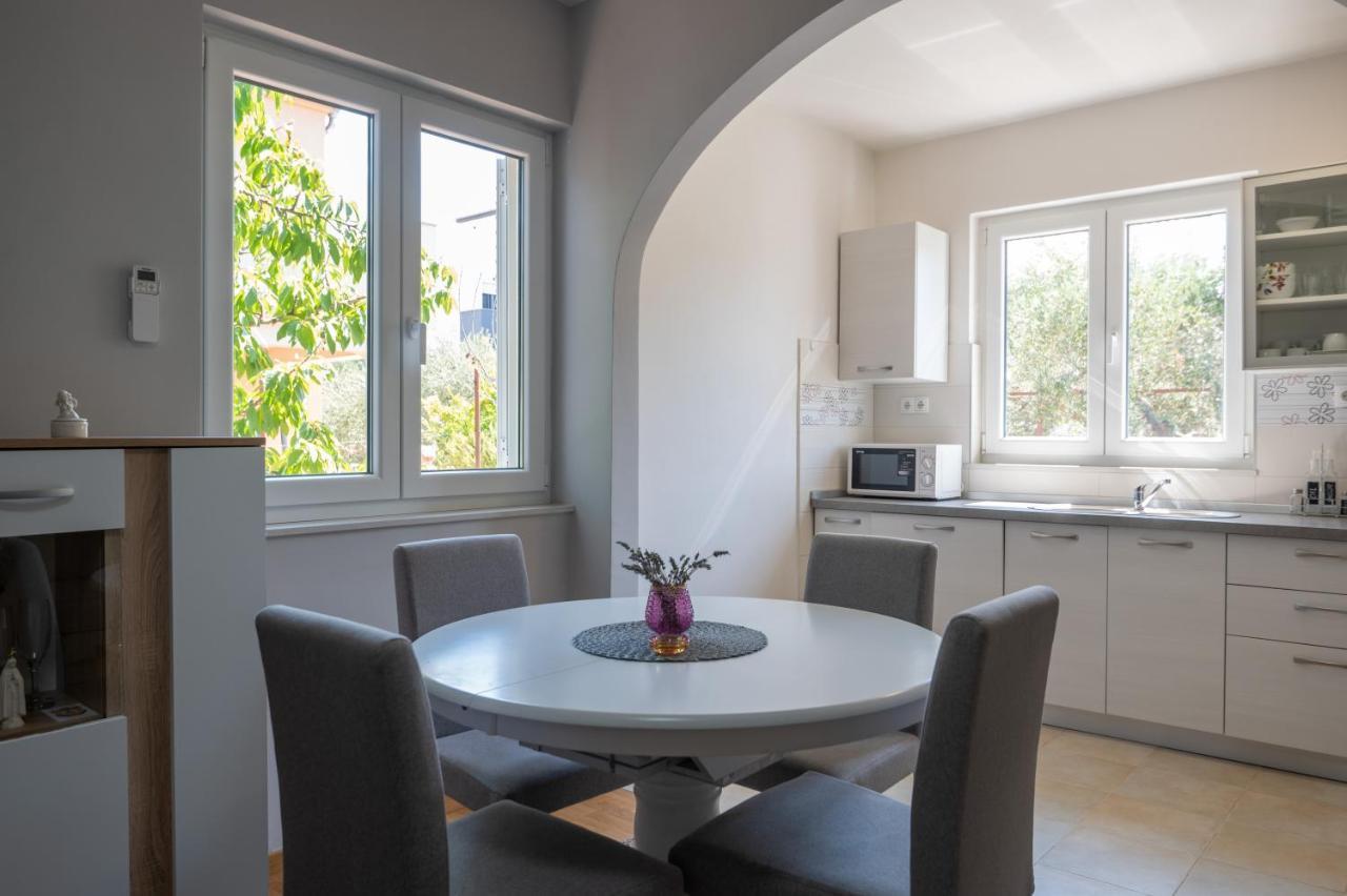 Modern Apartment Edda - Quiet Area - Close To Old Town And Beaches Zadar Exterior photo
